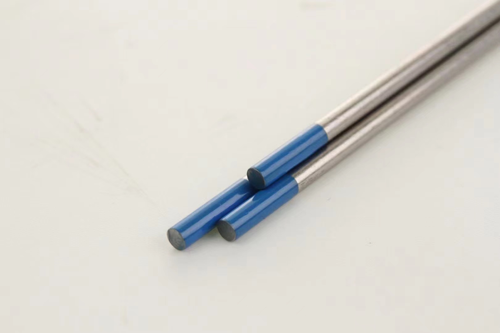 WL20 Blue 2.4mm tungsten electrode super high quality blue tungsten rod 10/PKT for TIG welding